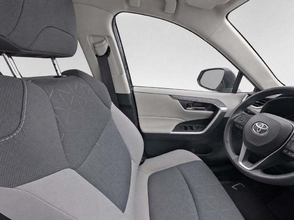 Used 2021 Black Toyota XLE image 11