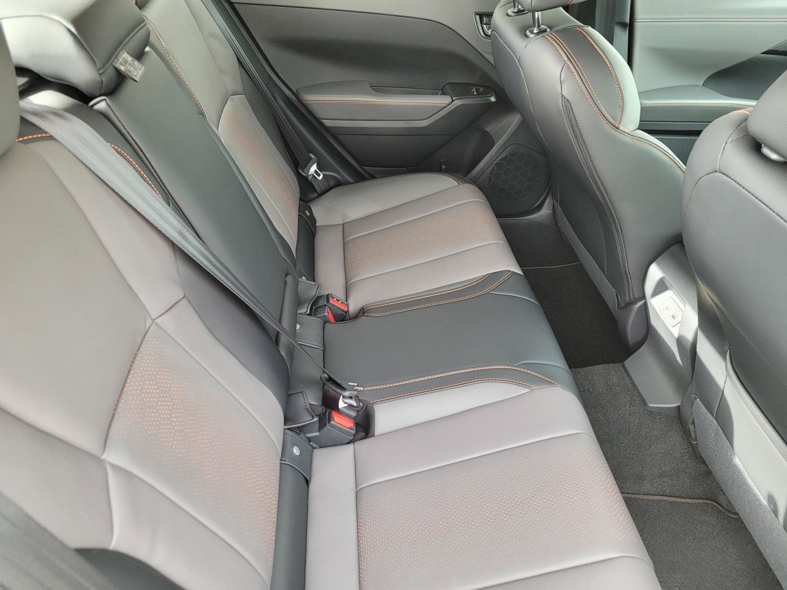 New 2026 CRYSTAL WHITE PEARL Subaru Limited image 12