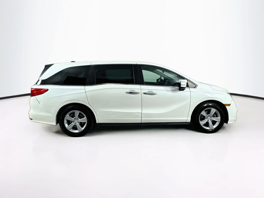 Certified Used 2018 White Honda EX-L image 9