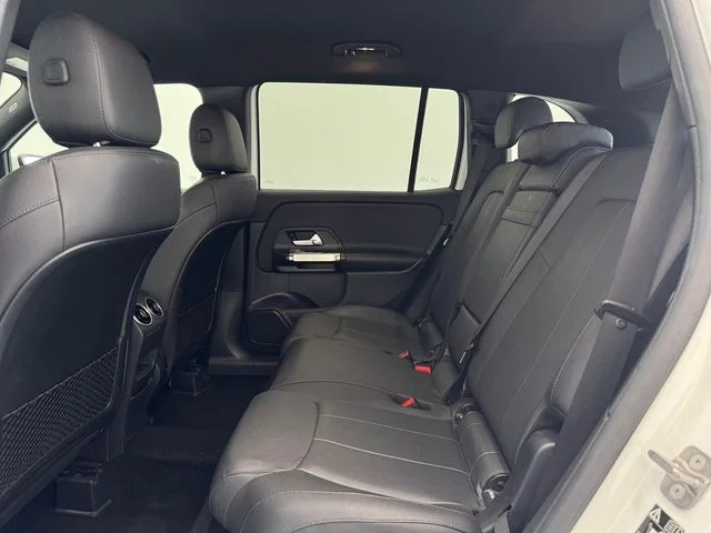 Certified Used 2024 Polar White Mercedes-Benz GLB 250 image 19