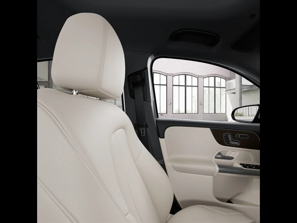 New 2026 Mountain Grey Metallic Mercedes-Benz GLA 250 image 43