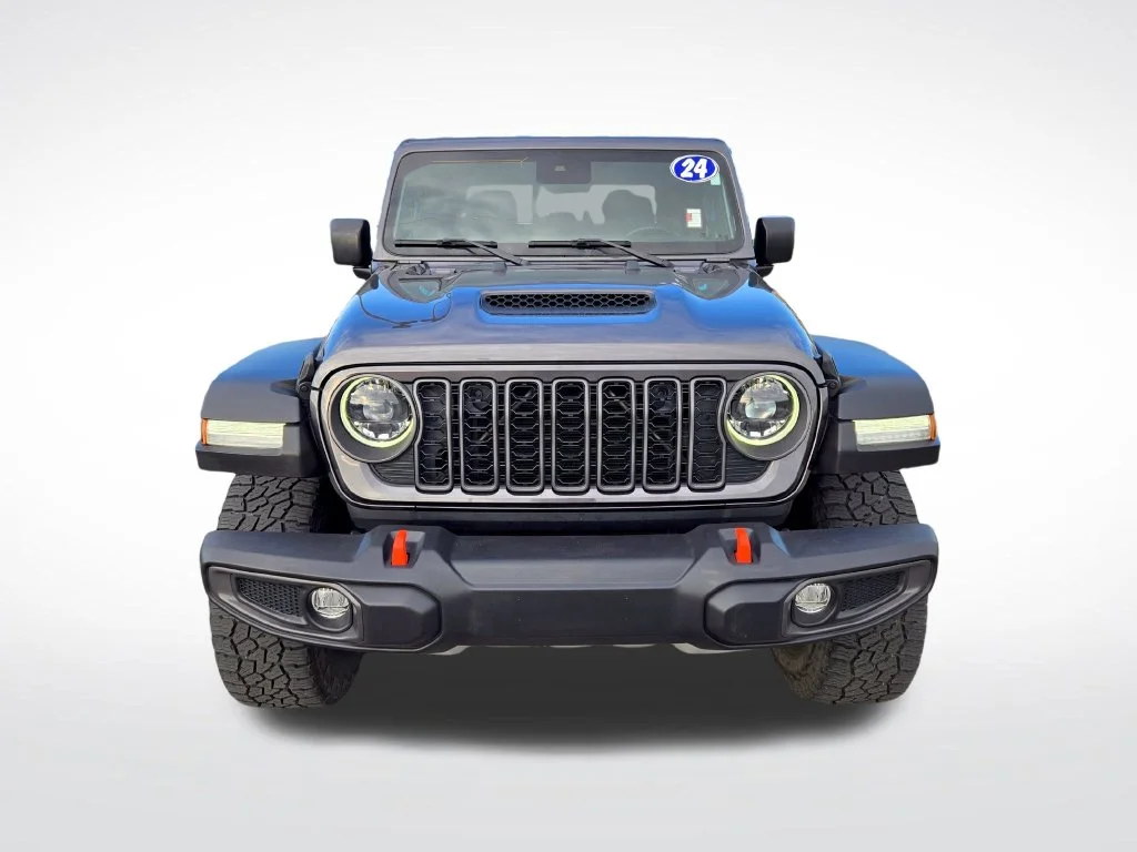 Used 2024 Gray Jeep Mojave image 8