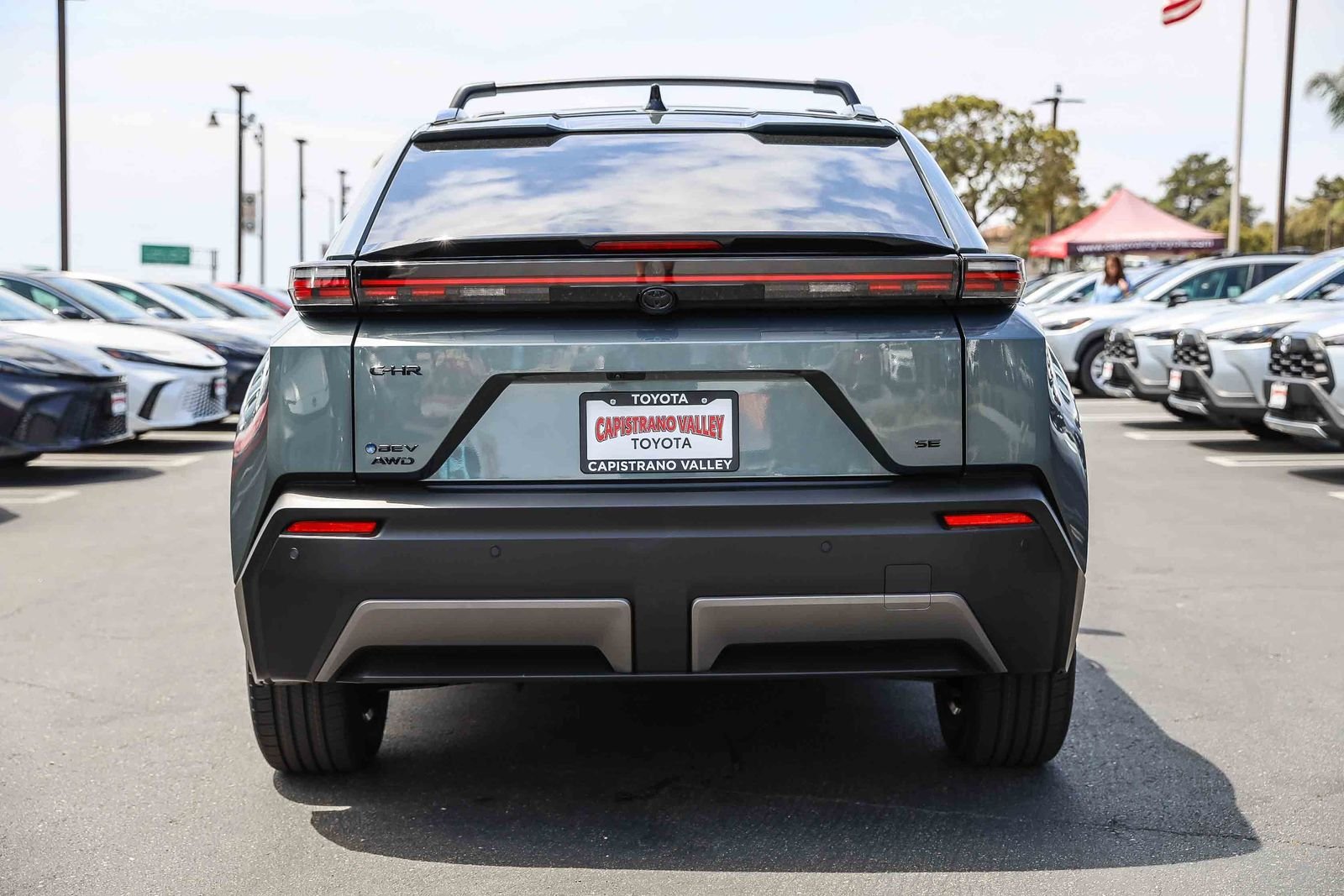 New 2026 Overcast Toyota  SE image 5