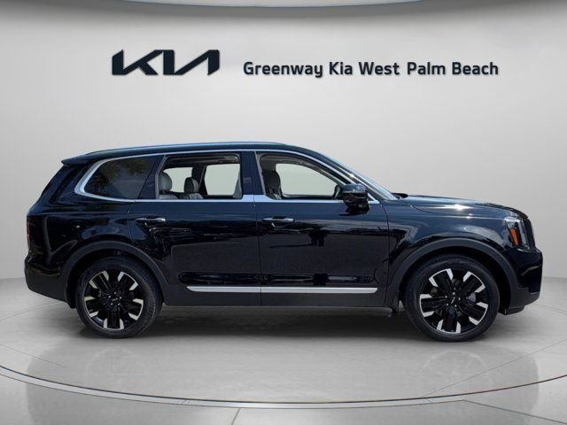 Used 2025 Black Kia SX image 8