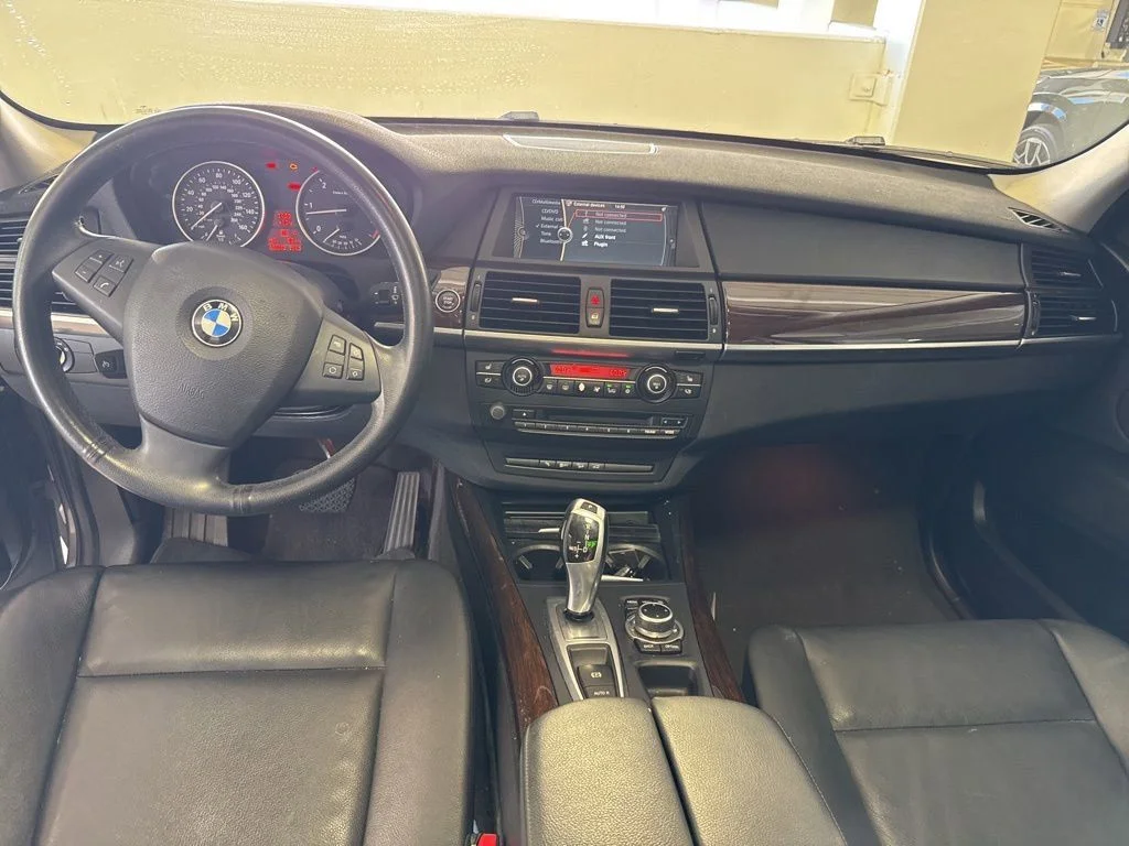 Used 2013 Space Gray Metallic BMW xDrive35d image 9