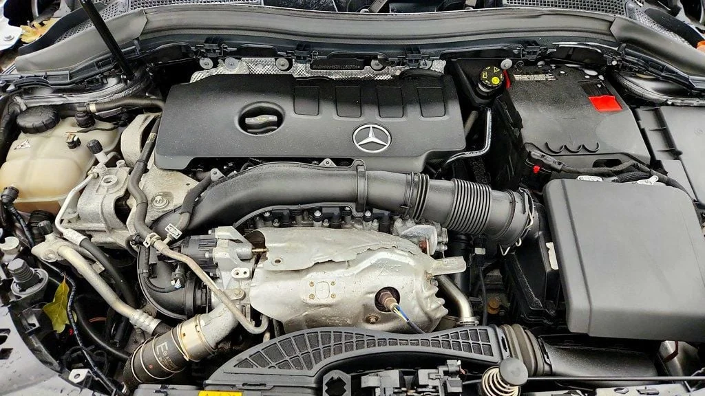 Used 2021 Mountain Grey Metallic Mercedes-Benz GLA 250 4MATIC® SUV w/ Premium Pkg & Heated Front Seats image 23