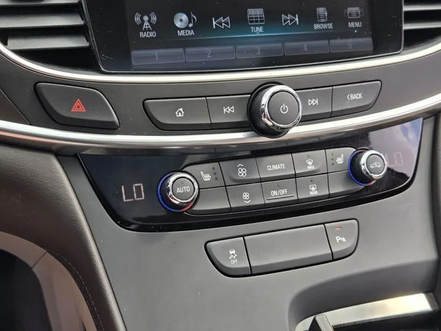 Used 2017 Red Buick Essence image 22