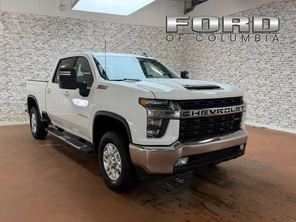 Used 2022 White Chevrolet LT image 1
