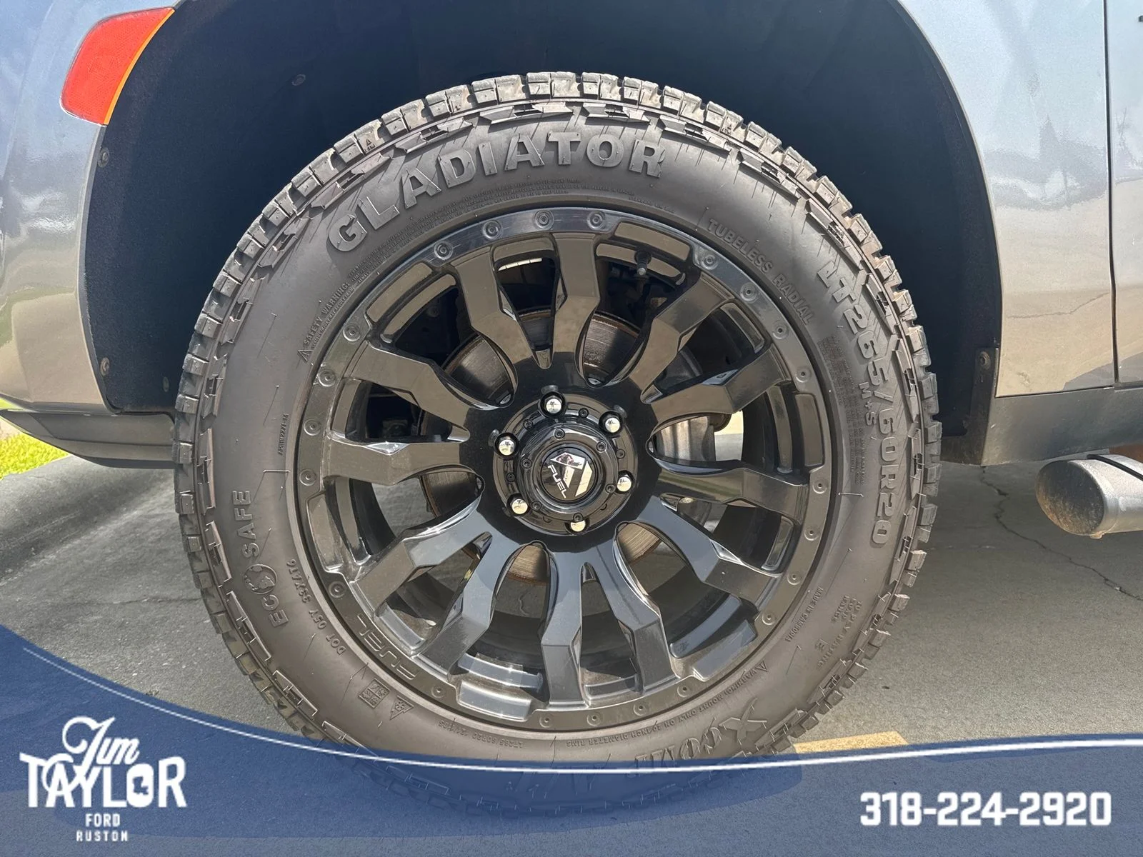 Used 2021 Satin Steel Metallic Chevrolet Z71 image 29