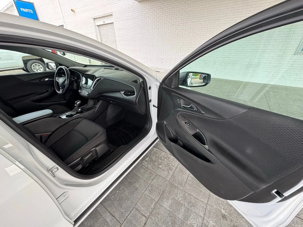 Used 2023 Summit White Chevrolet LS image 15