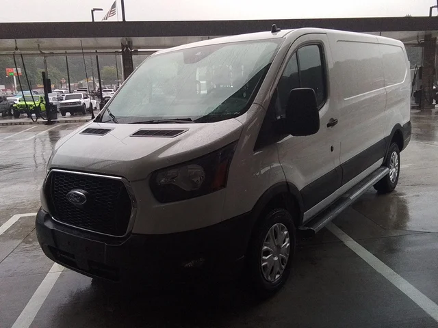 2025 Ford Transit-250 
