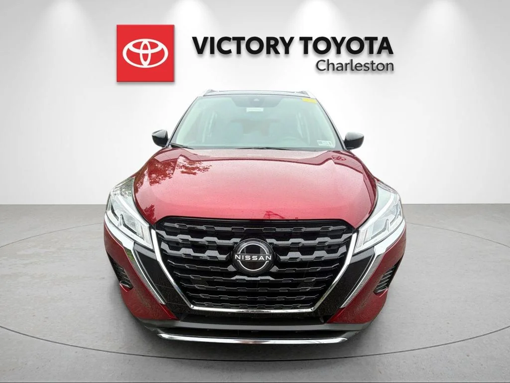 Used 2024 Red Nissan SV image 8