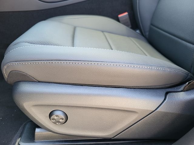 New 2026 Obsidian Black Metallic Mercedes-Benz GLE 450 image 9
