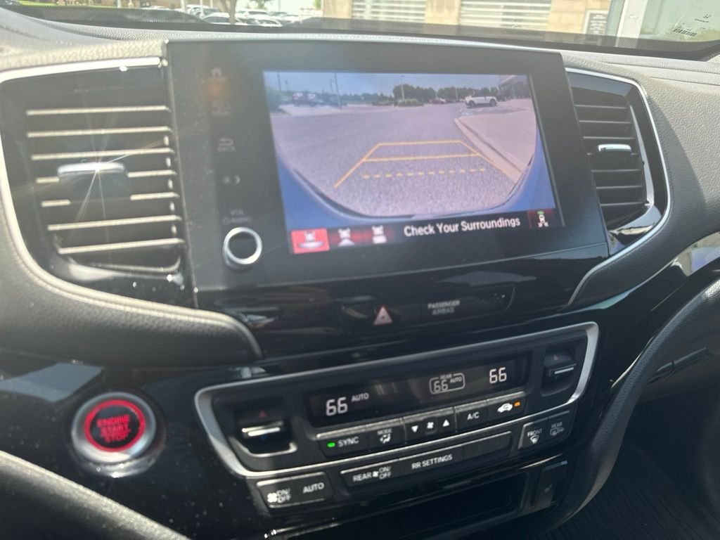 Used 2022 Gray Honda Black Edition image 12