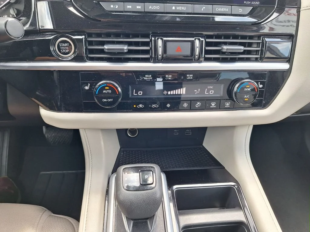 Used 2024 Gray Nissan SV image 19