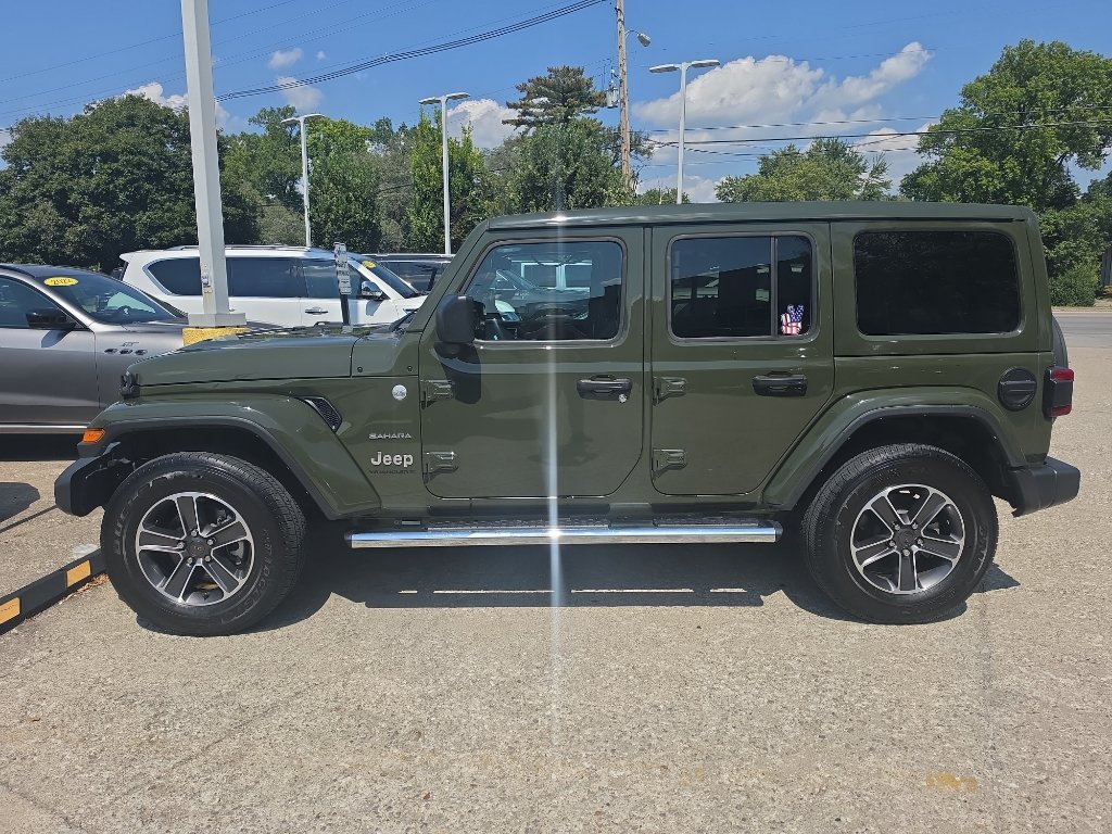 Certified Used 2023 Sarge Green Clearcoat Jeep Sahara image 2