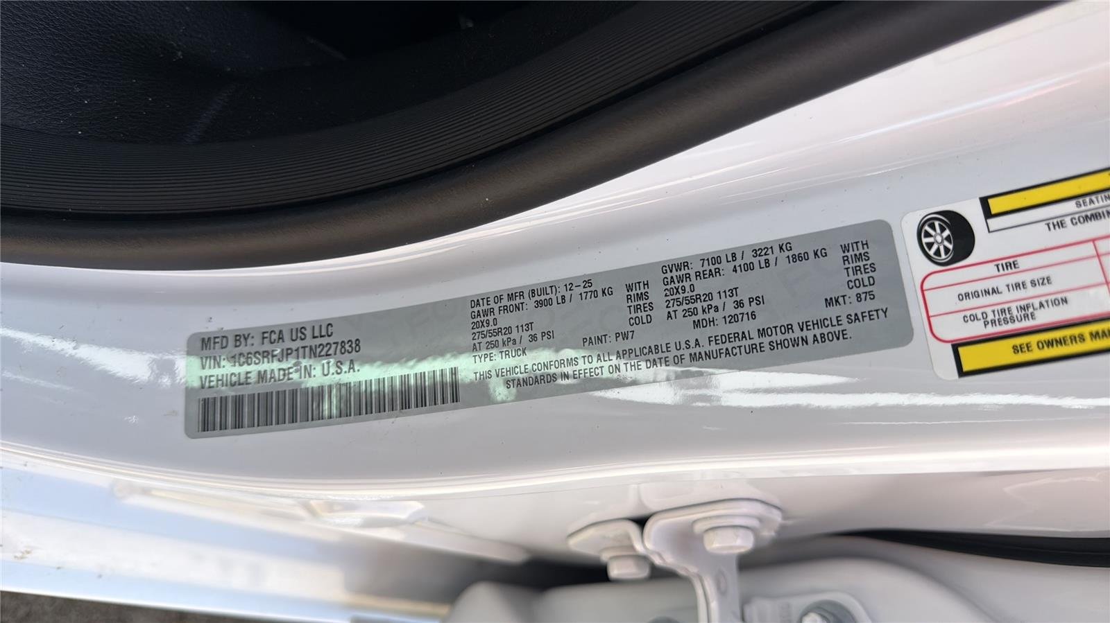 New 2026 Bright White Clear-Coat Exterior Paint RAM Laramie image 12