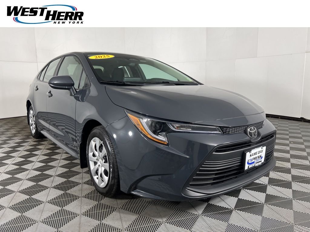 2025 Toyota Corolla LE