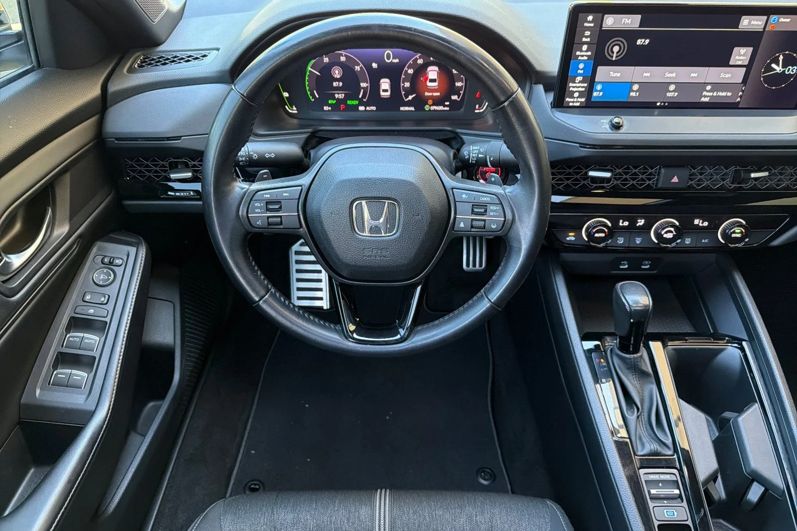 Used 2023 Platinum White Pearl Honda Sport image 15