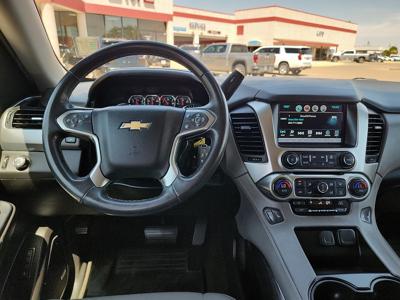 Used 2018 Velvet Chevrolet LT image 11