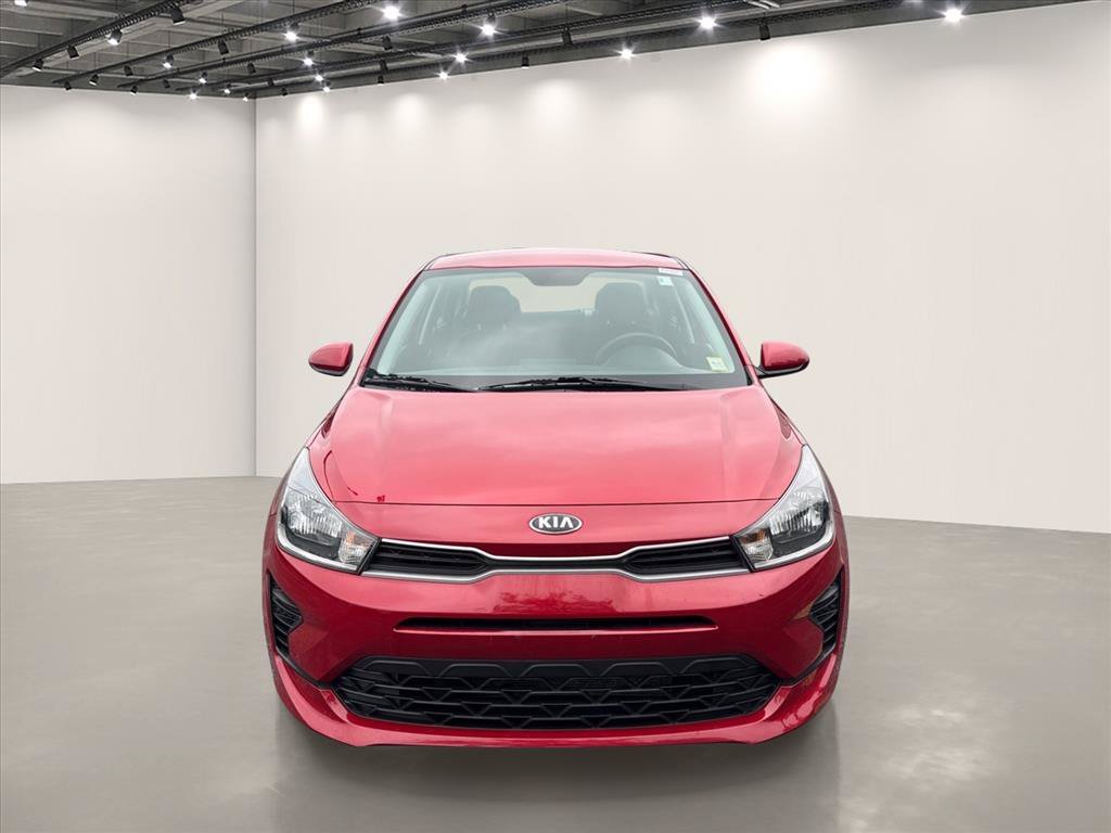 Used 2021 Currant Red Kia S image 3
