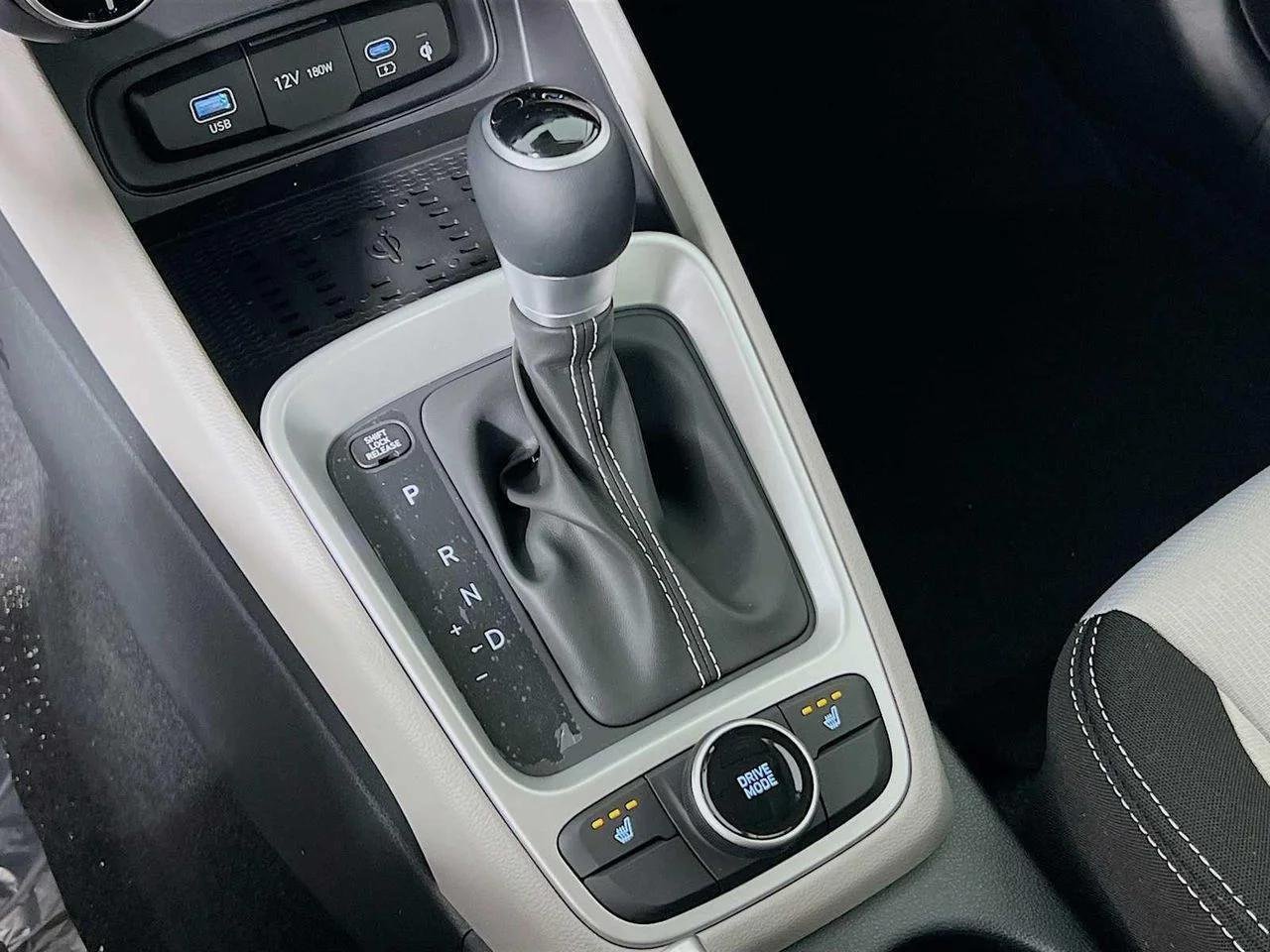 2026 Hyundai Venue — photo 12
