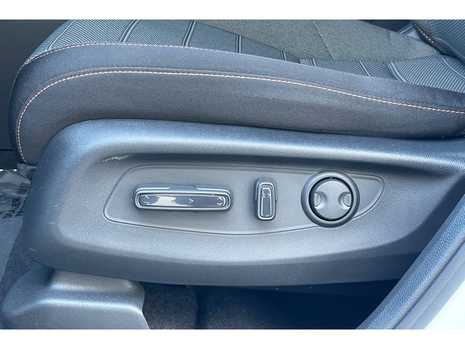 Used 2024 Platinum White Pearl Honda Sport image 13