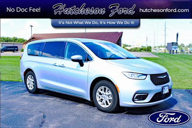 2023 Chrysler Pacifica Touring L