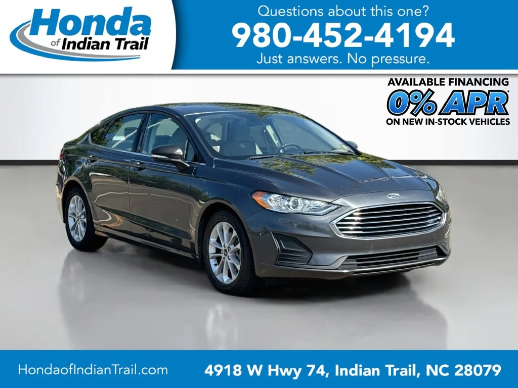 2020 Ford Fusion SE