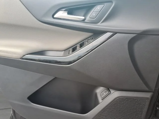 New 2026 Mosaic Black Metallic Chevrolet LT image 13