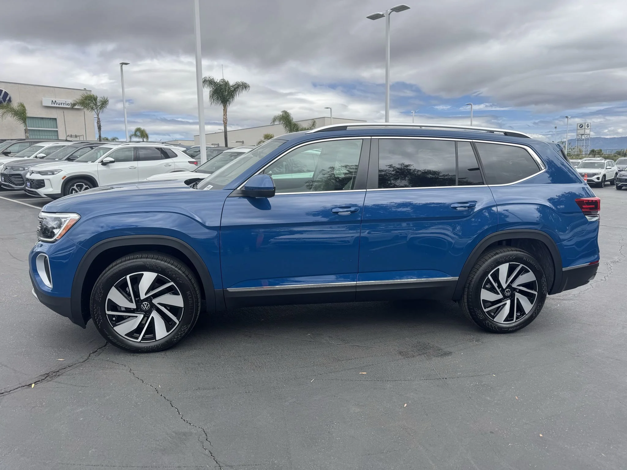New 2026 Mountain Lake Blue Metallic Volkswagen 2.0T SEL image 6