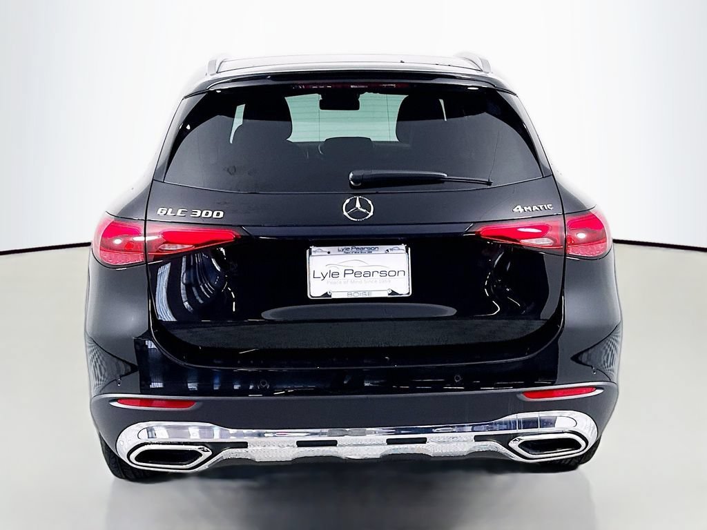 New 2026 Black Mercedes-Benz GLC 300 image 43