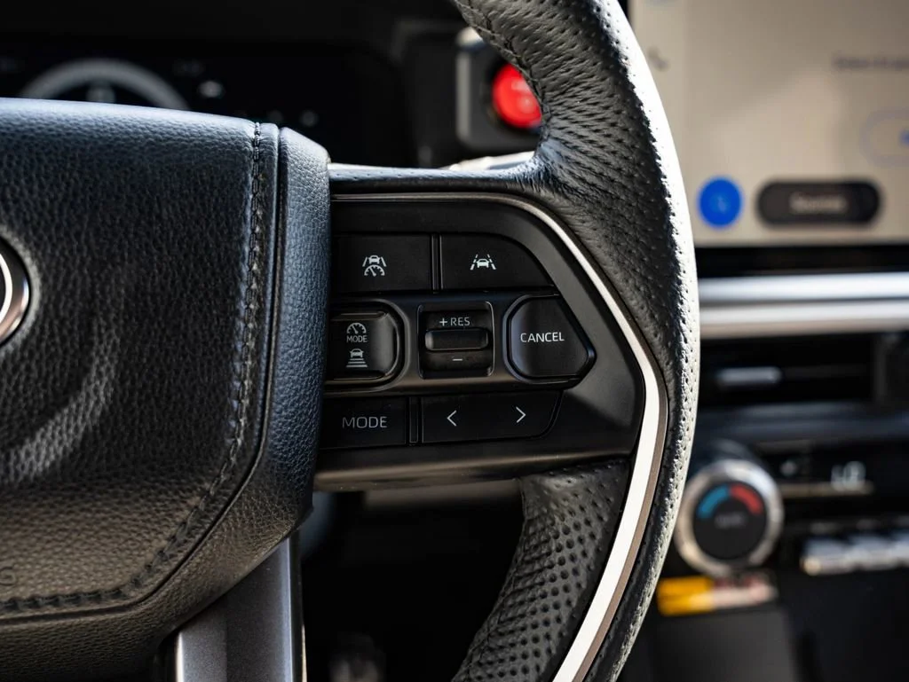 2025 Toyota Tacoma TRD Sport - Photo 30