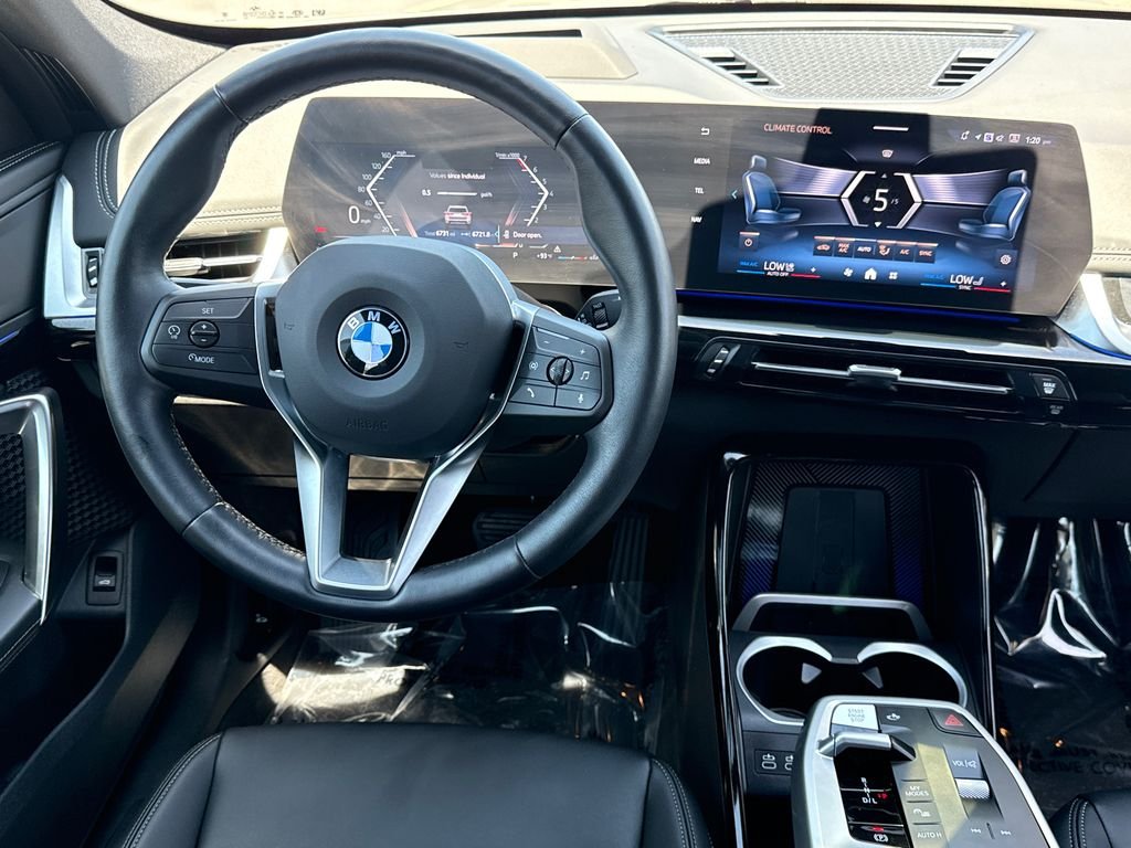 Used 2026 Space Silver Metallic BMW xDrive28i image 20