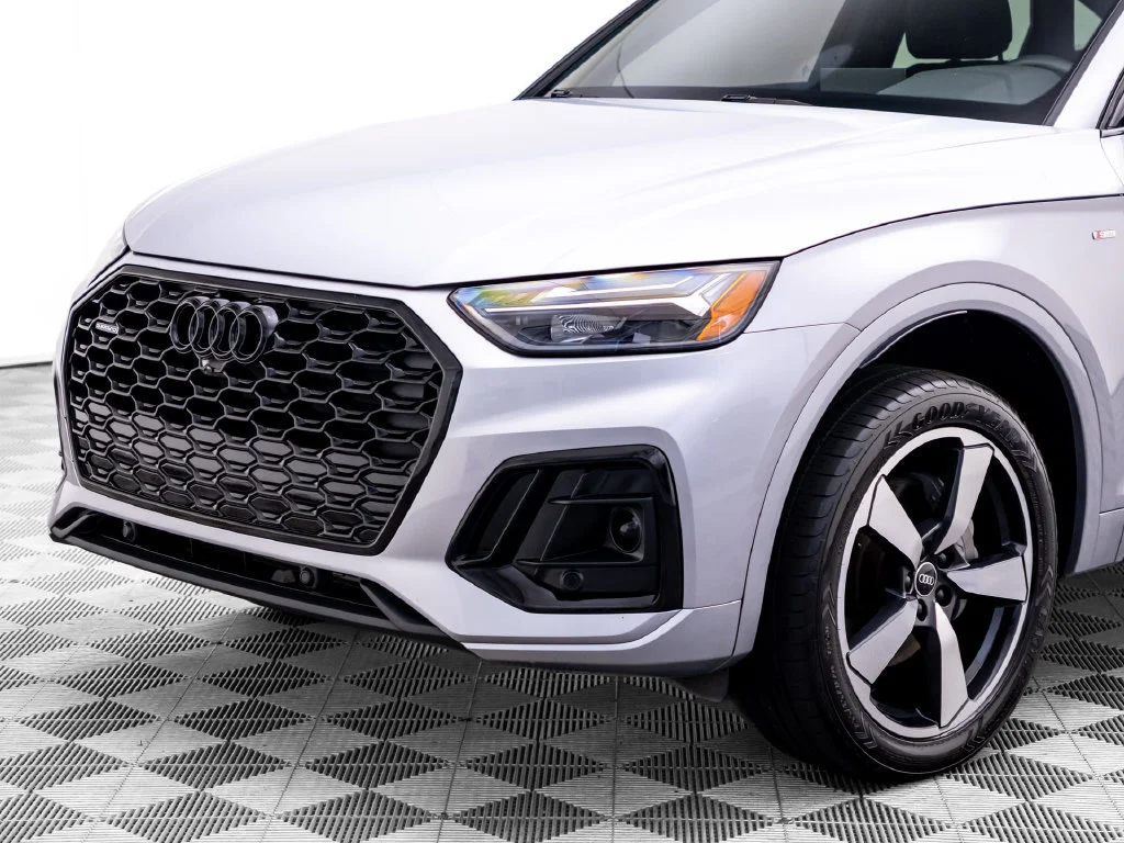 Used 2023 Silver Audi 45 S line Premium image 37