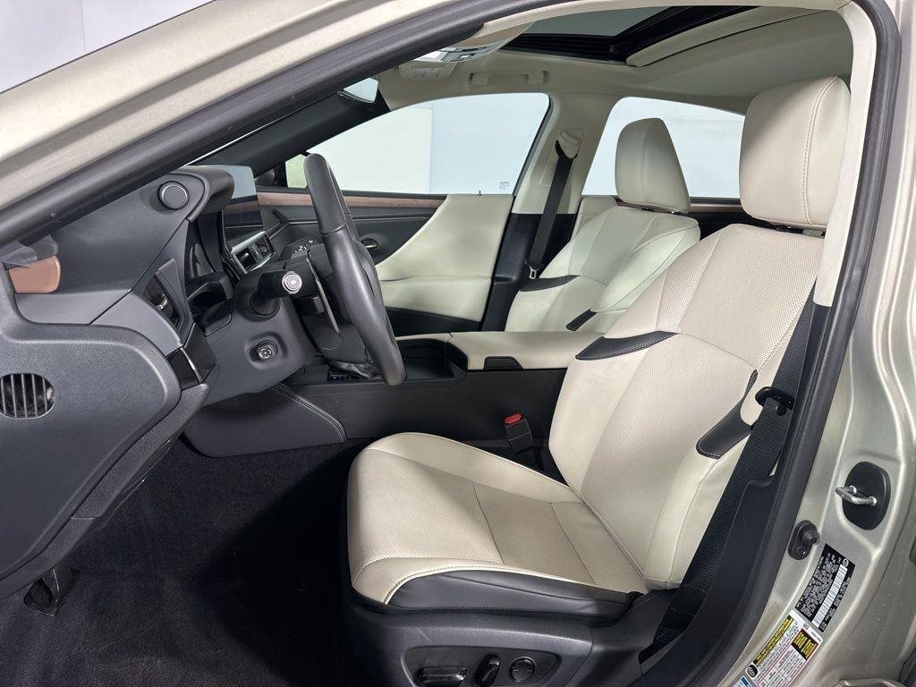 Used 2023 Moonbeam Beige Metallic Lexus Base image 11