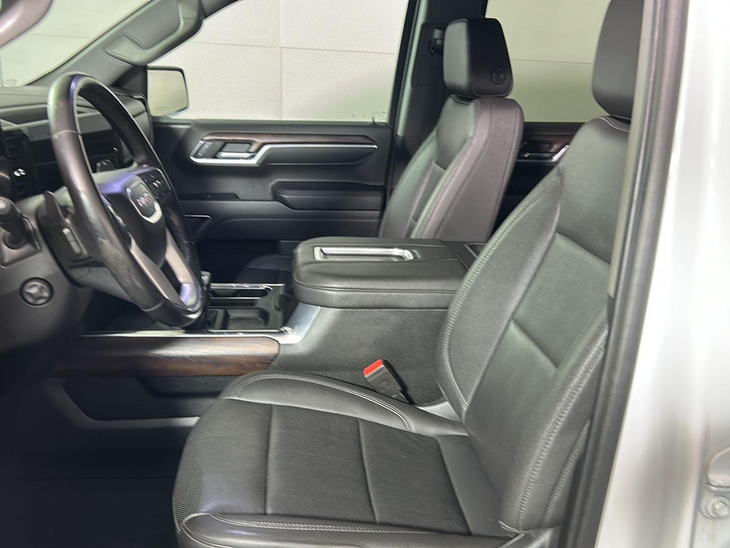 Used 2022 Summit White GMC SLT image 13