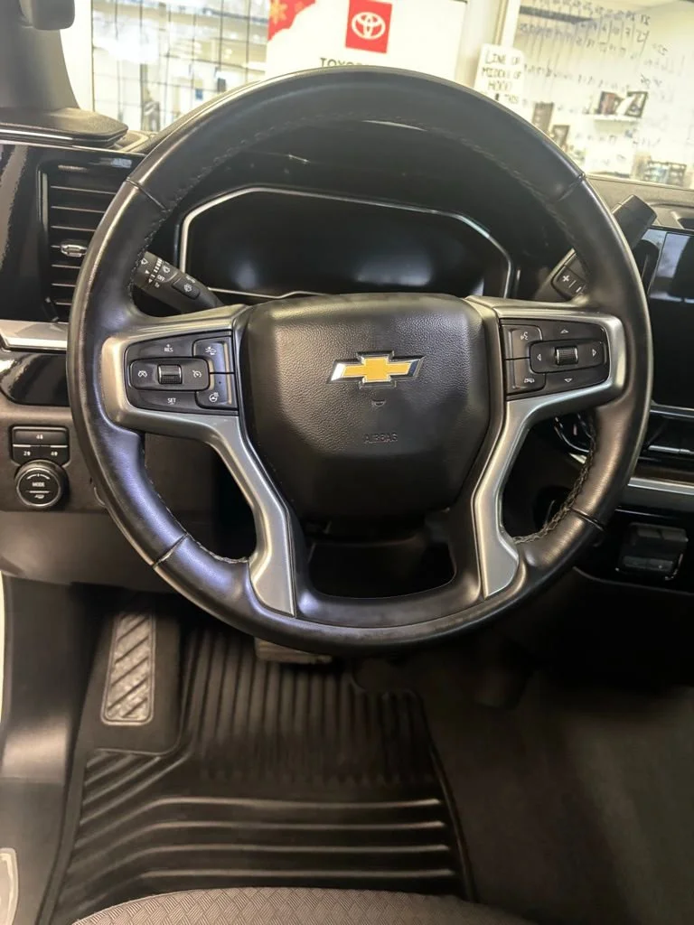 2025 Chevrolet Silverado 2500HD LT - Photo 14