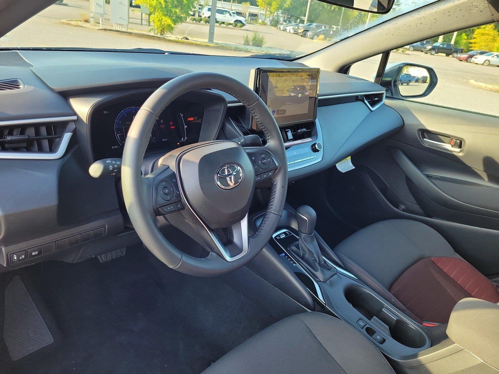 Used 2026 Ice Cap Toyota SE image 17