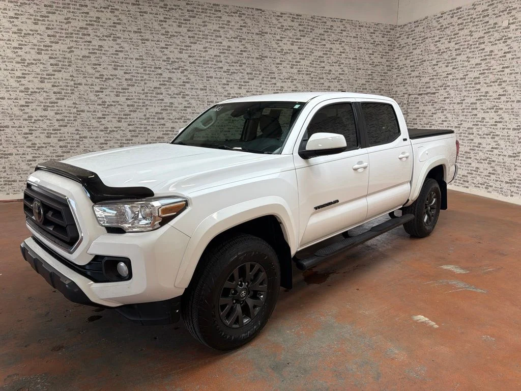 Used 2021 Super White Toyota SR5 image 3