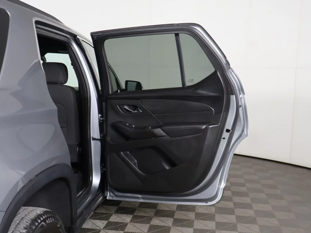 Used 2023 Gray Chevrolet LT image 22