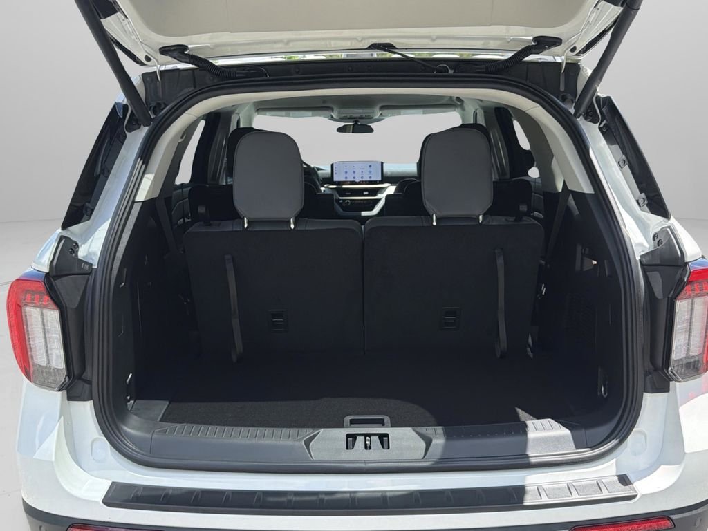 New 2026 White Ford Active image 14