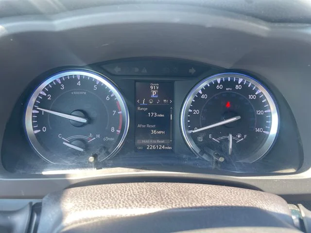 Used 2015 Predawn Gray Mica Toyota Limited Platinum V6 image 20