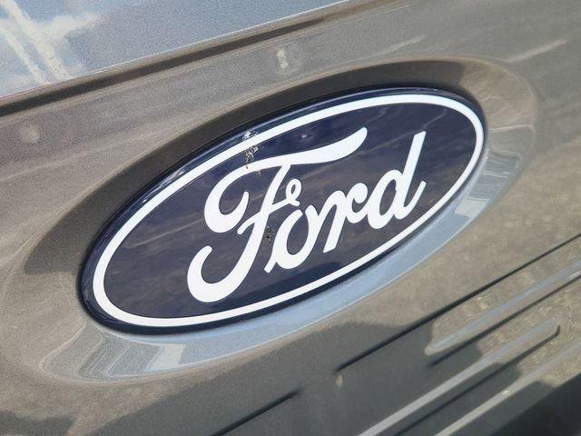 Used 2025 Gray Ford LARIAT image 31