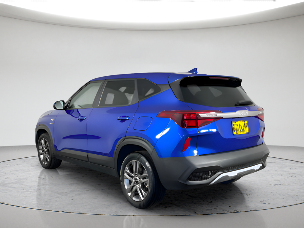 2023 Kia Seltos LX - Photo 7