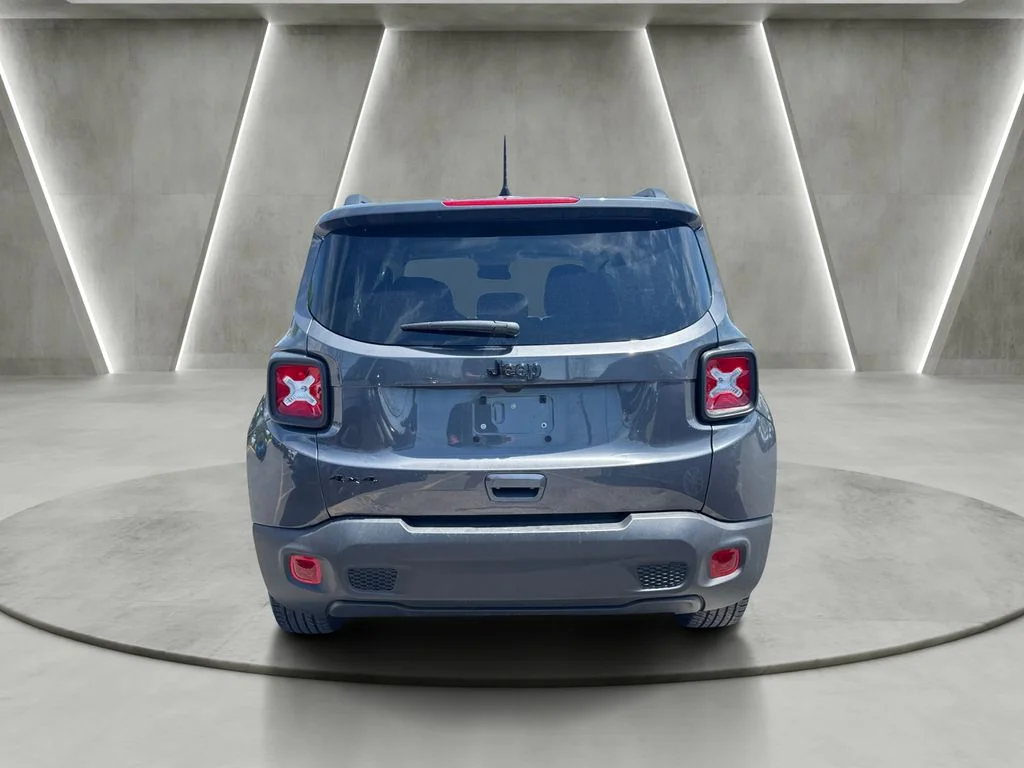 Used 2023 Gray Jeep Altitude image 6