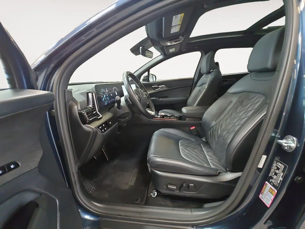 Used 2024 Blue Kia X-Line Prestige image 11