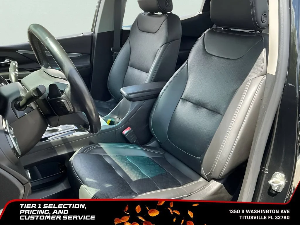 Used 2022 MOSAIC BLACK METALLIC Chevrolet 2LT image 22