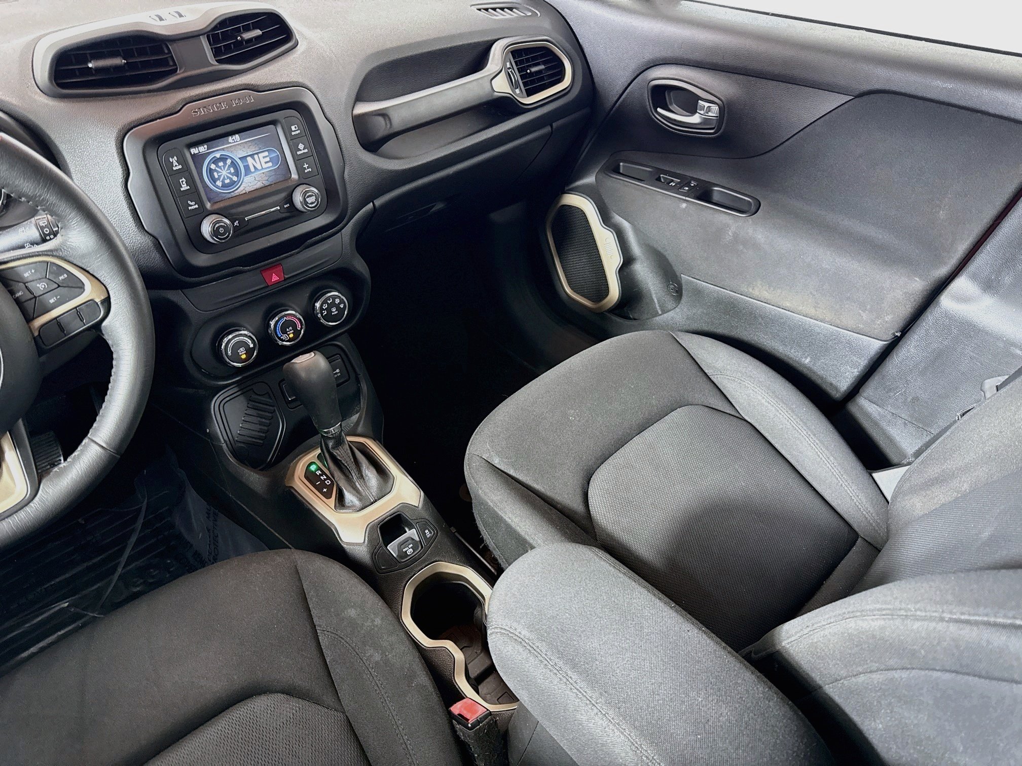 Used 2017 Omaha Orange Jeep Latitude image 21