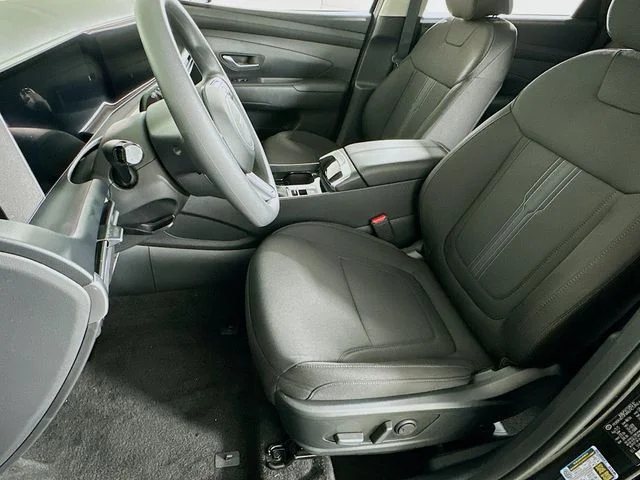 New 2026 Hyundai TUCSON SEL